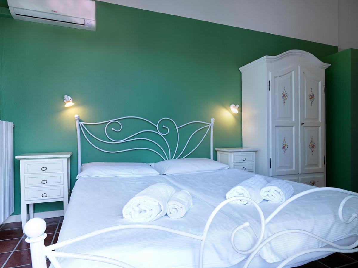 Residence Il Melograno Манерба-дель-Гарда Экстерьер фото