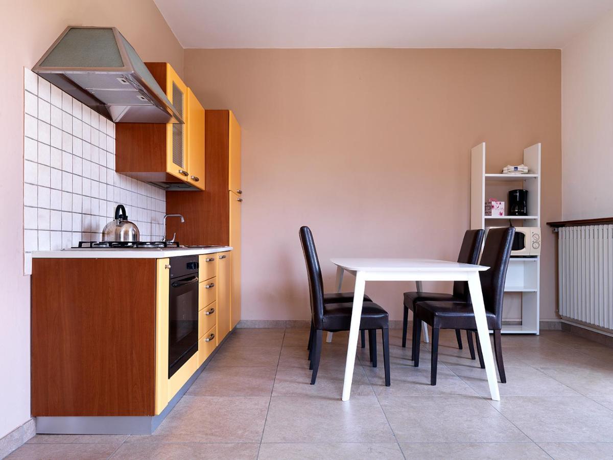 Residence Il Melograno Манерба-дель-Гарда Экстерьер фото