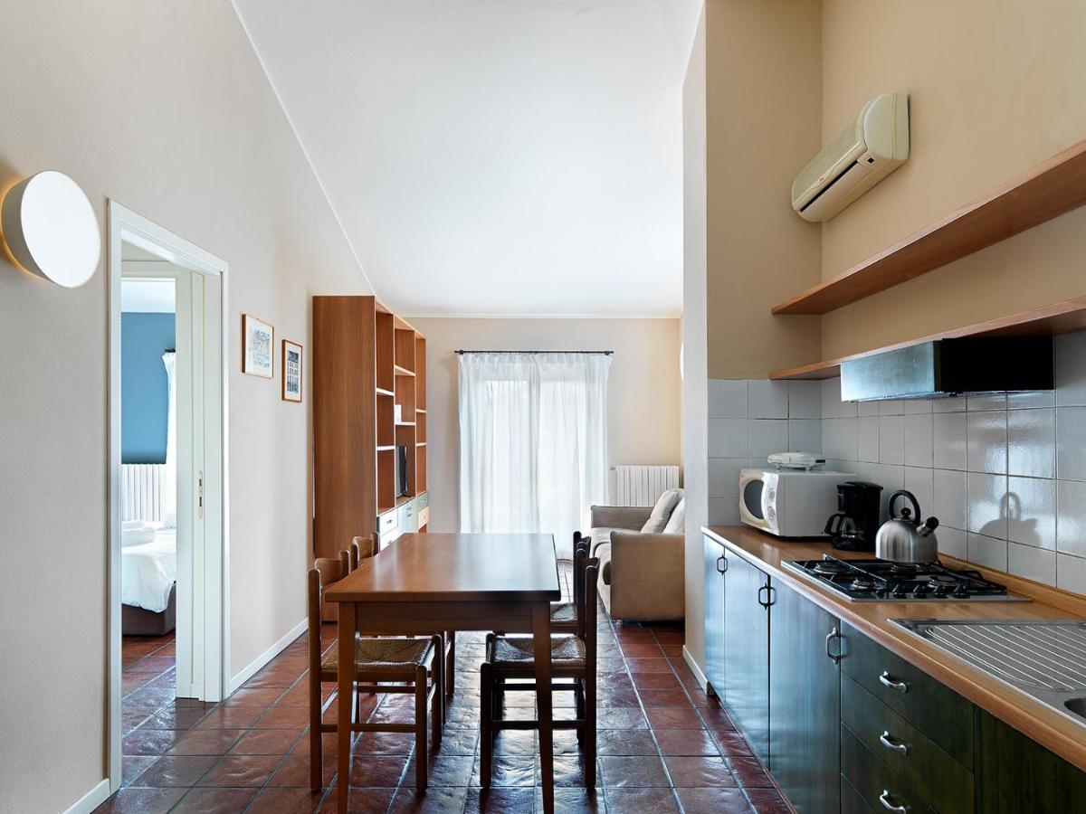 Residence Il Melograno Манерба-дель-Гарда Экстерьер фото
