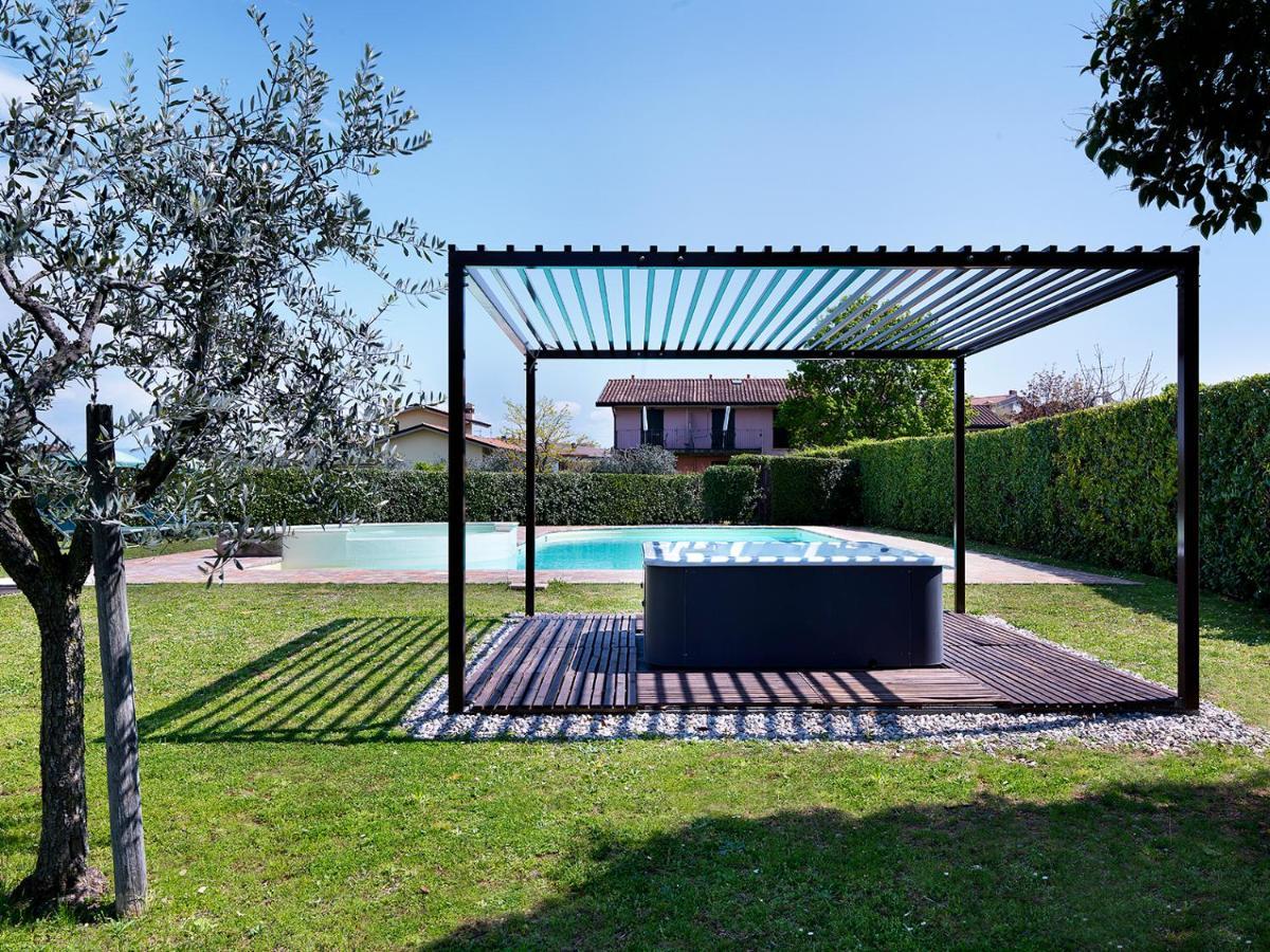 Residence Il Melograno Манерба-дель-Гарда Экстерьер фото